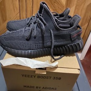 Kanye x Adidas Yeezy Boost 350 Black Sneaker